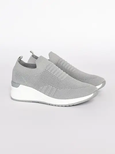 Слипоны текстильные серого цвета на объемной подошве